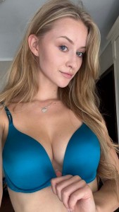 Фото проститутки Вика №2 в городе Волгодонск